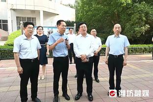 博主：今天中场空不空？都不敢拷打梅努，他根本就还没到那个级别