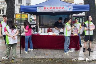 当评论员期间见过最好的球员是谁？马克-杰克逊：科比和詹姆斯